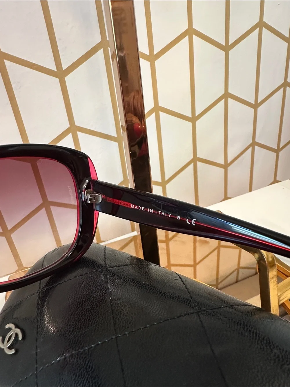 CHANEL Red Acetate Frame CC Logo Sunglasses-5183